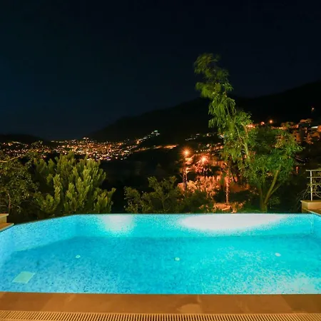 Badem * Kalkan